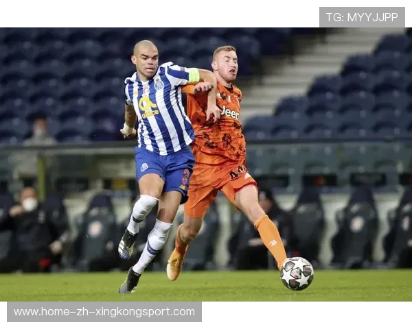 波尔图塔雷米弧顶劲射为球队取得领先优势，激情四溢的关键时刻