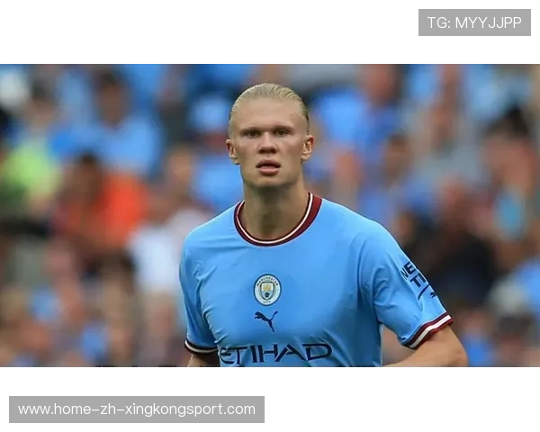 曼城年轻前锋在比赛中表现抢眼并有进球，未来可期！