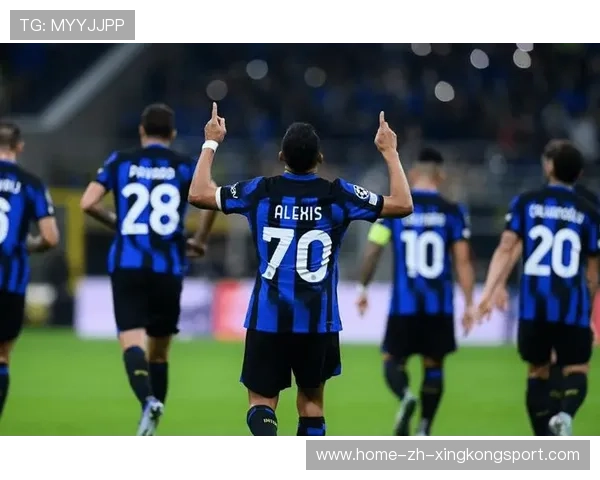 国米桑切斯精准吊射成全场最惊艳画面 国米桑切斯精准吊射成全场最惊艳画面