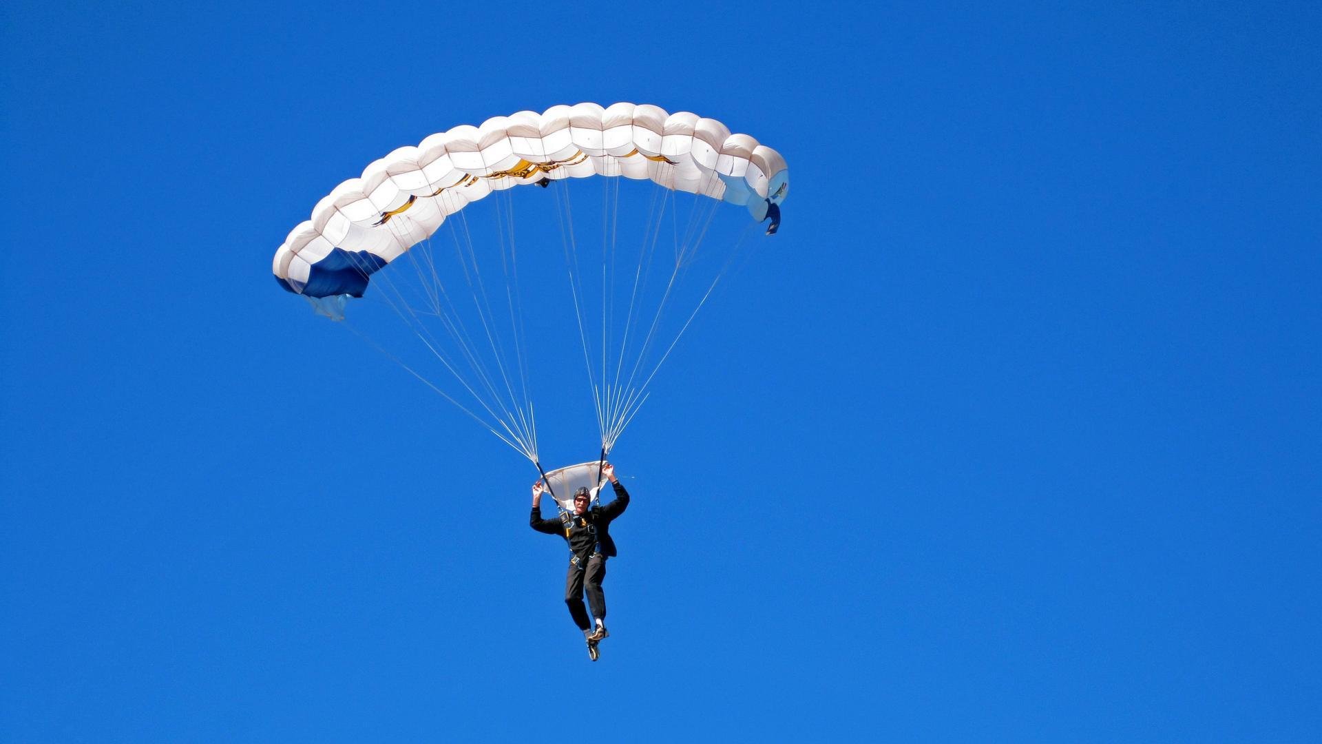 详细阅读:综合体育系“校园跑道利用效率评估赛” 以数据佐证优化方案 综合体育系“校园跑道利用效率评估赛” 以数据佐证优化方案